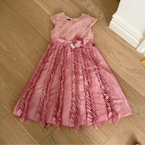 isobella & chloe pink ruffle lace dress